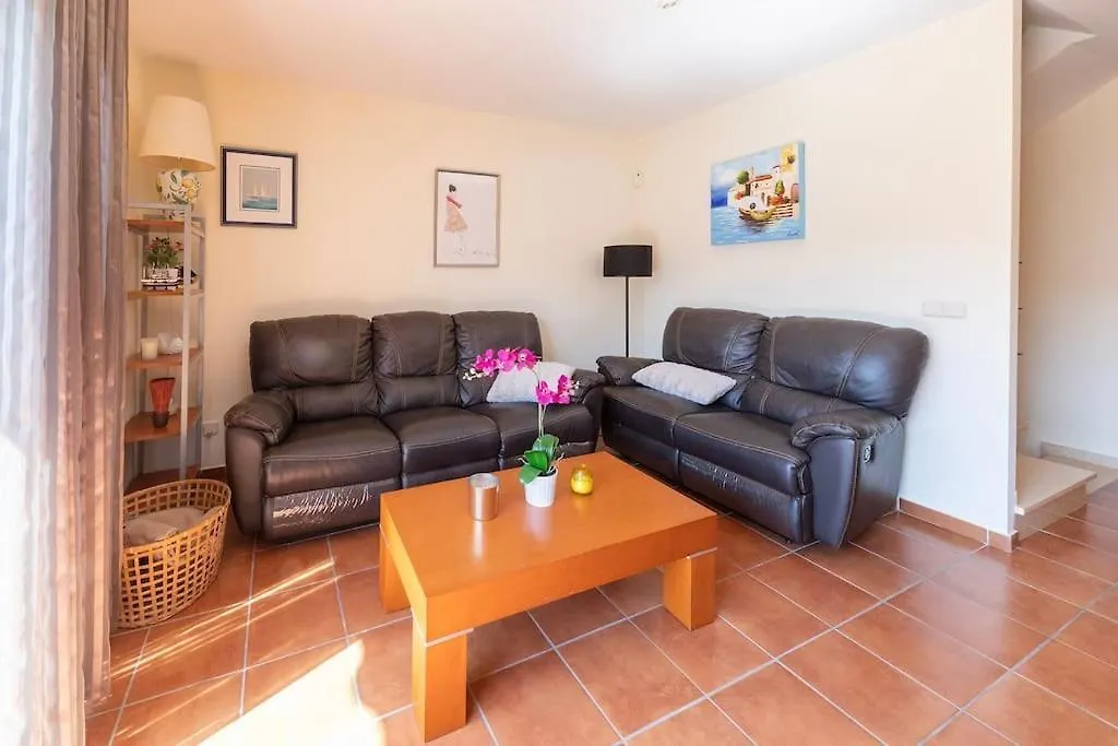 Holiday home Cayola Akoya Conserjeria, Jacuzzi Prive Et Plage Empuriabrava