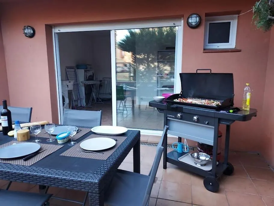 Cayola Akoya Conserjeria, Jacuzzi Prive Et Plage Empuriabrava 0*,  Spain